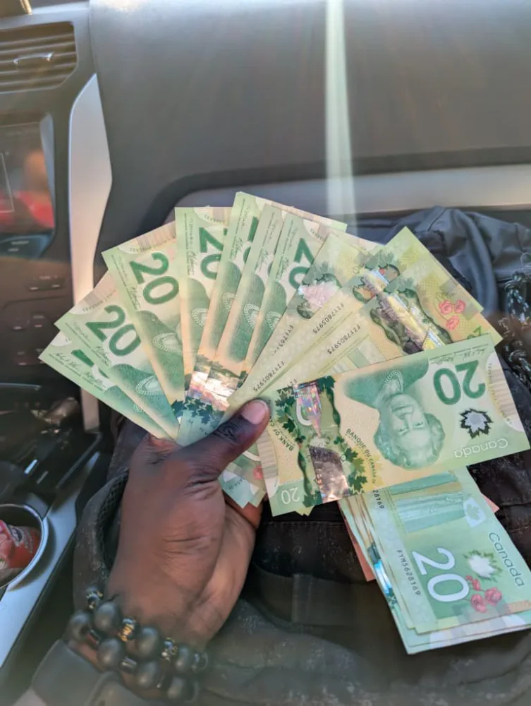 Buy Counterfeit $20 CAD Banknotes